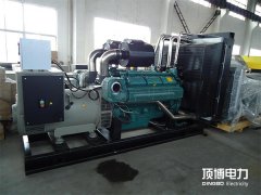 是什么原因?qū)е虏裼桶l(fā)電機組“飛車”？