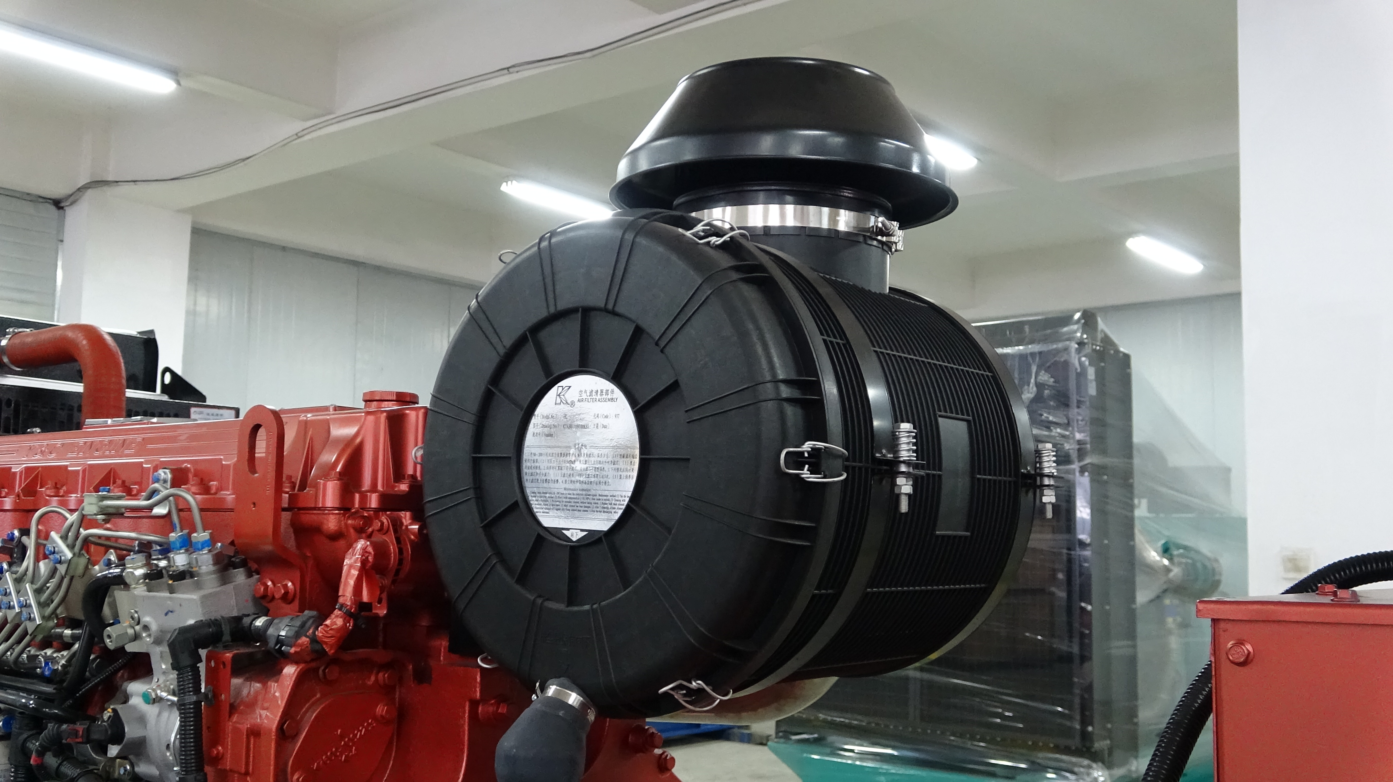 戶外使用的柴油發(fā)電機(jī)組空濾器損壞或不安裝空濾器會(huì)有什么后果？